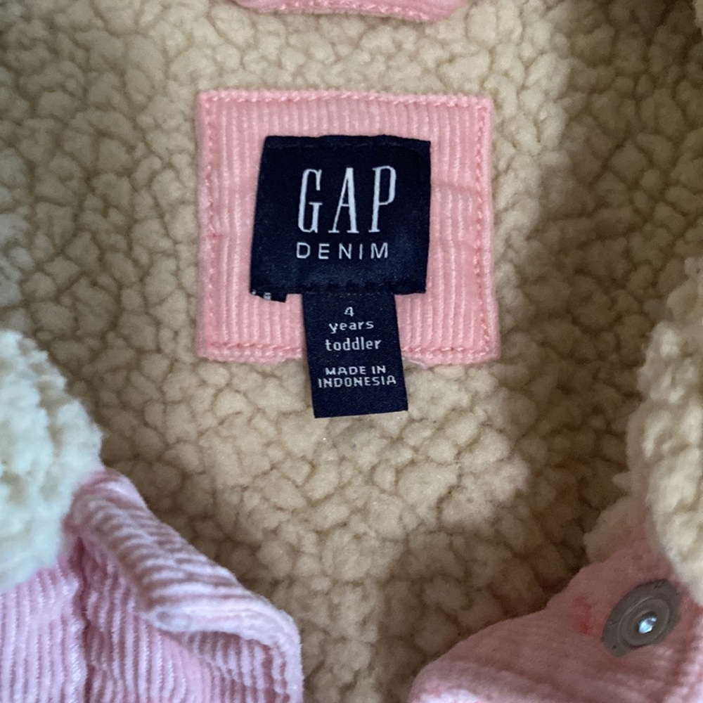Pink Gap jacket - Picture 2 of 3